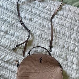 Simply Vera Vera Wang Tan Crossbody Bag with Textured Design